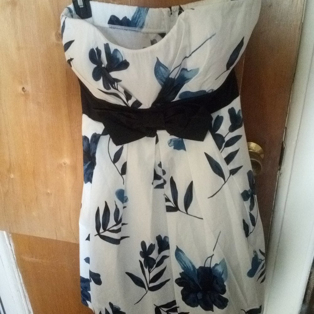 Speechless Dress, Strapless Dress, Flower Dress